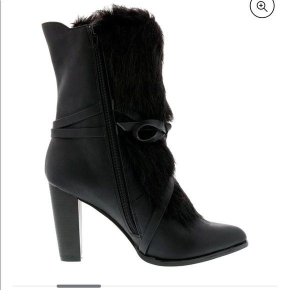Penny Loves Kenny Black fur boots - Picture 5 of 15